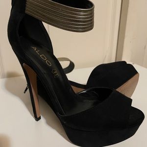 Aldo black heels